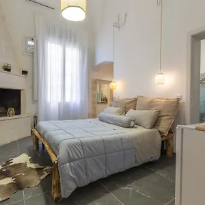 Dongiovanni , Lecce Italia